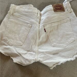Levi's Women's Cream Jean Shorts